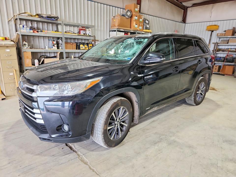 2018 Toyota Highlander VIN 5TDJGRFH3JS038418 COPART salvage auction — FRONT END, Sc - Salvage Title, sold $1,600 on 2026-07-31 (photo 1)