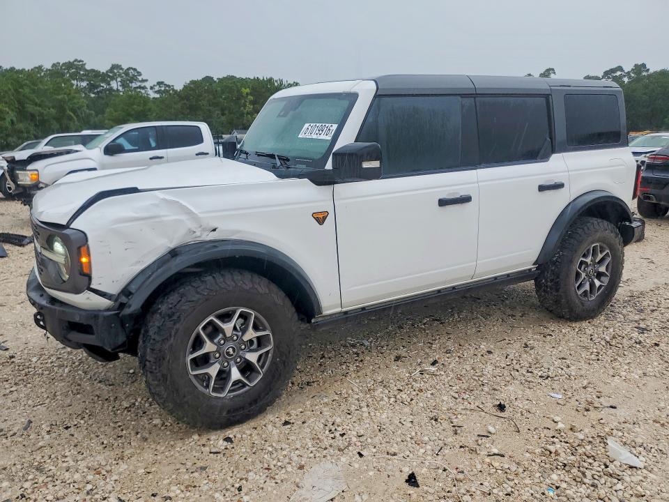2024 Ford Bronco VIN 1FMEE9BP9RLA60016 — COPART salvage auction photo