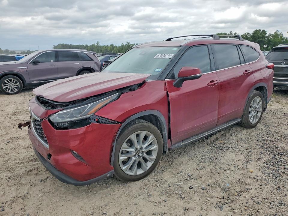 2021 Toyota Highlander VIN 5TDYZRAH9MS522002 — COPART salvage auction photo