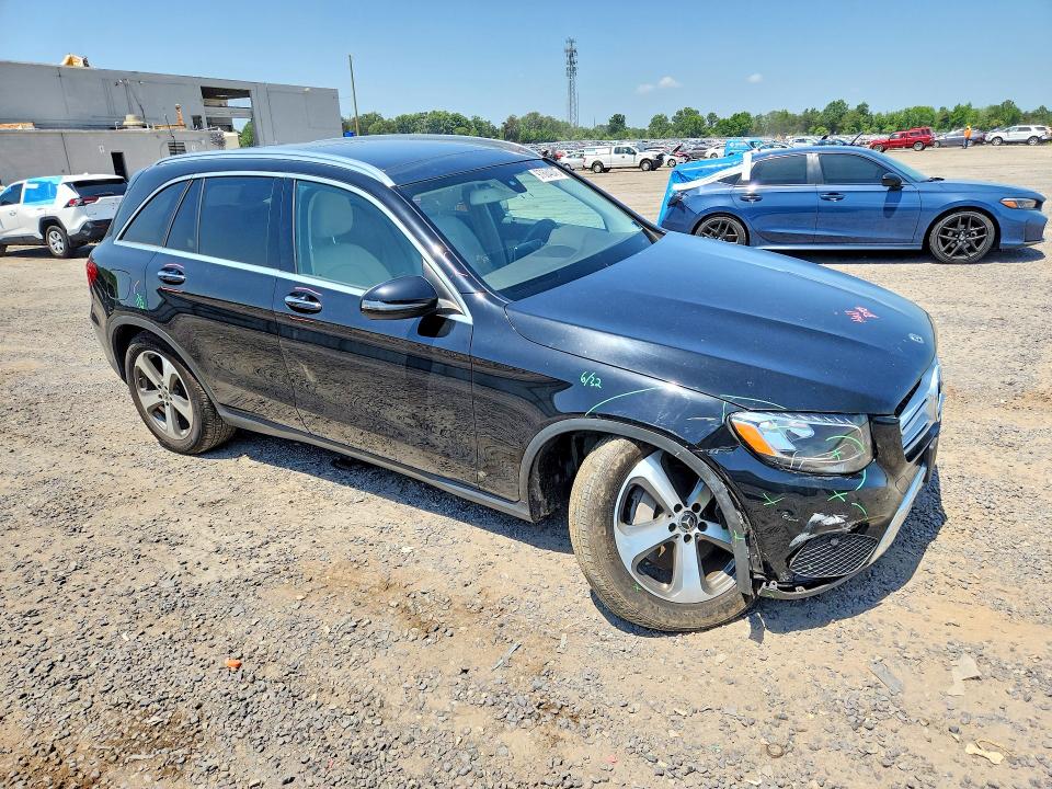 2017 Mercedes-benz Glc VIN WDC0G4KB2HF270870 COPART salvage auction — FRONT END, Va - Cert Of Title - Salvage, sold $5,400 on 2026-07-22 (photo 4)