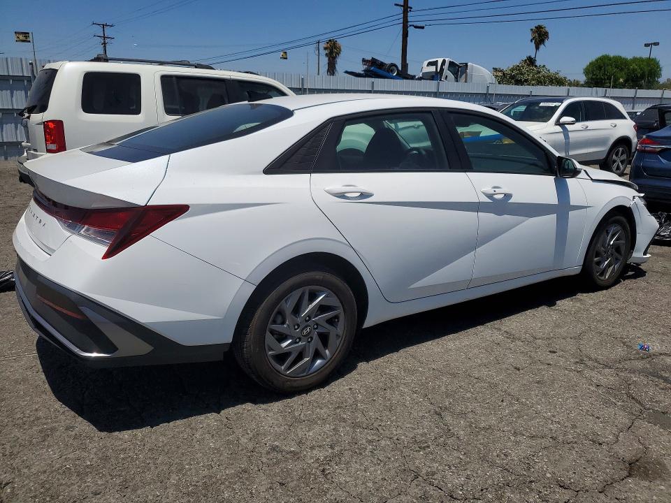 2024 Hyundai Elantra VIN KMHLM4DG8RU807643 COPART salvage auction — FRONT END, Ca - Dis/Dlr/Exp Only Clean Title (P), sold $1,900 on 2026-07-27 (photo 3)