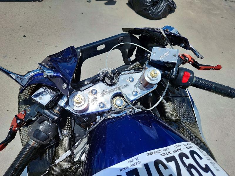 2005 Suzuki Gsx1300 VIN JS1GW71A352101858 COPART salvage auction — FRONT END, Fl - Cert Of Title Slvg Rebuildable, sold $1,800 on 2026-07-16 (photo 7)