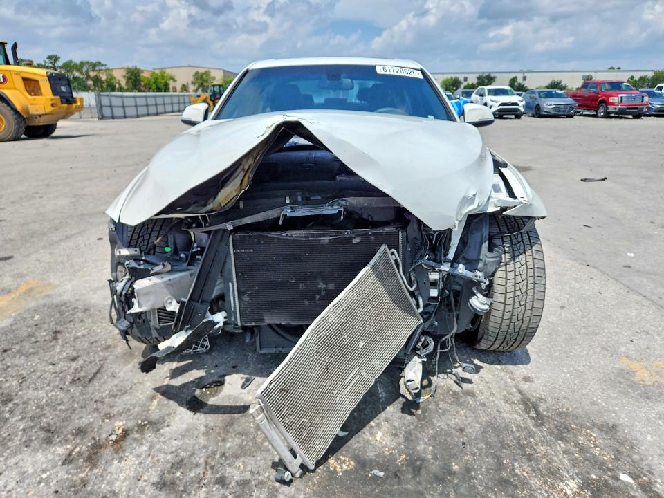 2015 BMW 3er VIN WBA3C1C53FP853202 COPART salvage auction — FRONT END, Fl - Cert Of Title Slvg Rebuildable, sold $650 on 2026-08-11 (photo 5)