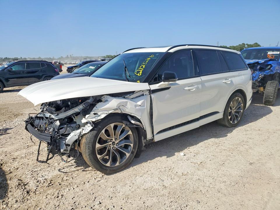 2025 Lincoln Aviator VIN 5LM5J6WC5SGL23437 COPART salvage auction — FRONT END, Tx - Salvage Vehicle Title, sold $12,800 on 2026-07-28 (photo 1)
