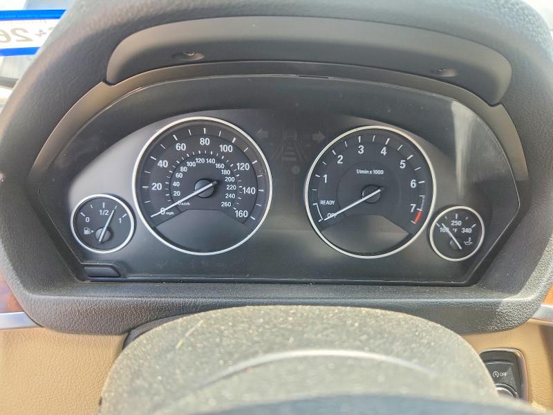 2013 BMW 3er VIN WBA3A5C56DF355611 COPART salvage auction — REAR END, Tx - Salvage Vehicle Title, sold $900 on 2026-08-17 (photo 9)