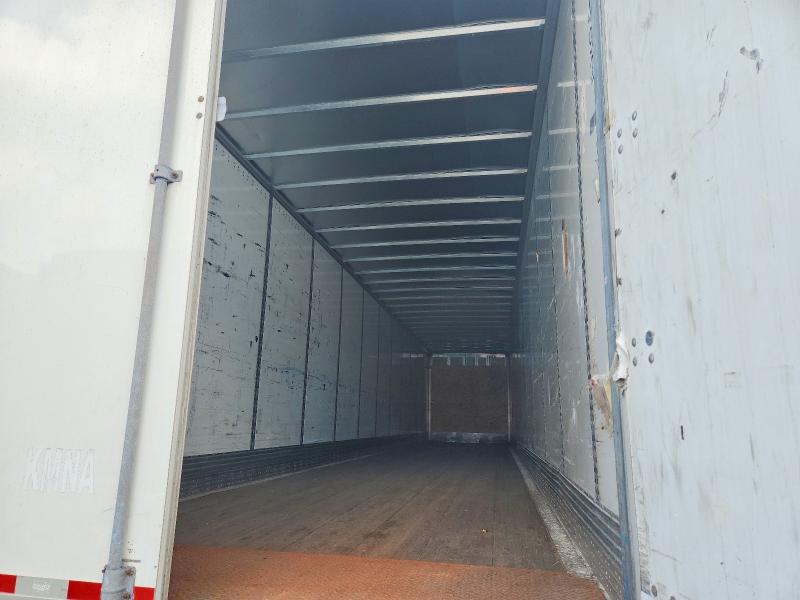 2022 Wabash Dvcvhpc VIN 1JJV532D2NL335556 COPART salvage auction — MINOR DENT/SCRATCHES, AZ - CERT OF TITLE - SALVAGE, sold $7,200 on 2026-07-23 (photo 6)