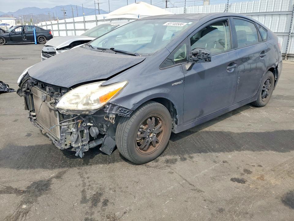 2013 Toyota Prius VIN JTDKN3DU8D5581152 COPART salvage auction — FRONT END, Salvage Title, sold $1,200 on 2026-07-20 (photo 1)