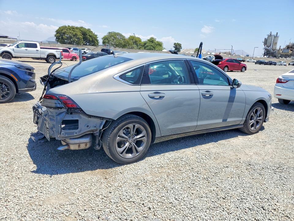 2025 Honda Accord VIN 1HGCY2F62SA056744 COPART salvage auction — REAR END, CA - SALVAGE CERTIFICATE, sold $12,000 on 2026-08-21 (photo 3)