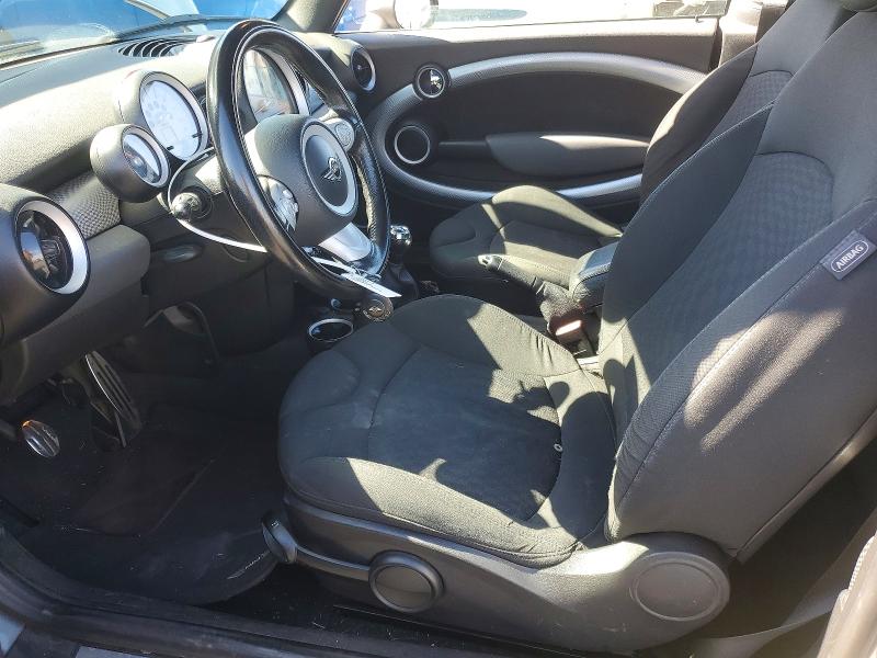 2009 Mini Cooper VIN WMWMS33529TY50239 COPART salvage auction — FRONT END, CA - SALVAGE CERTIFICATE, sold $775 on 2026-07-27 (photo 7)