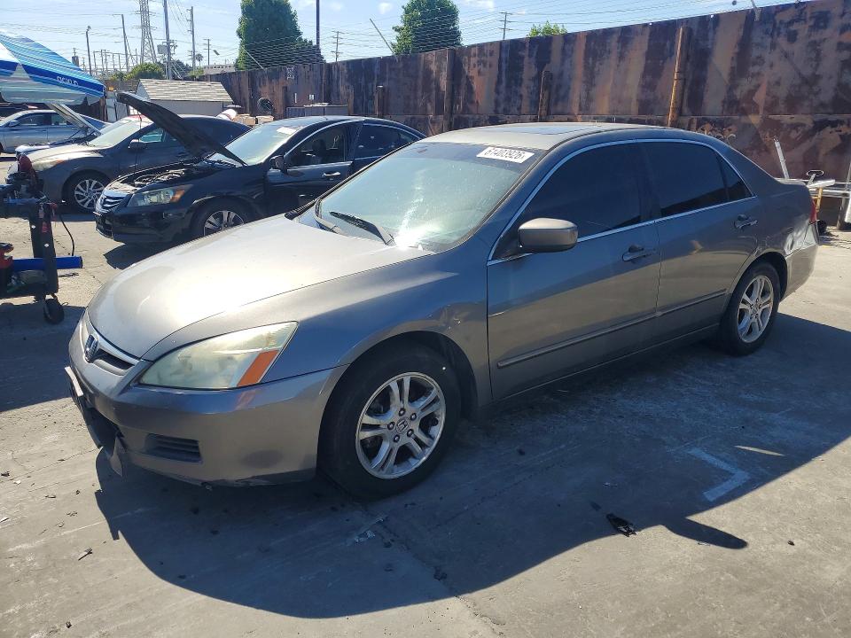 2006 Honda Accord VIN 1HGCM56716A124656 COPART salvage auction — MINOR DENT/SCRATCHES, Ca - Dis/Dlr/Exp Only Clean Title, sold $275 on 2026-07-17 (photo 1)