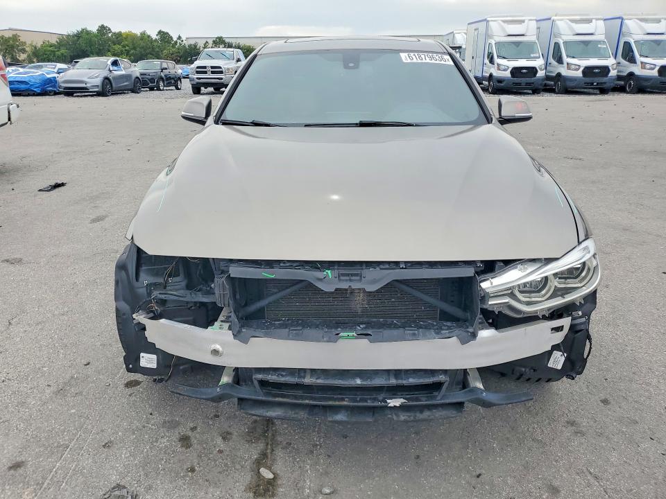 2018 BMW 3er VIN WBA8B9G50JNU57640 COPART salvage auction — FRONT END, Fl - Cert Of Title Slvg Rebuildable, sold $4,000 on 2026-08-11 (photo 5)