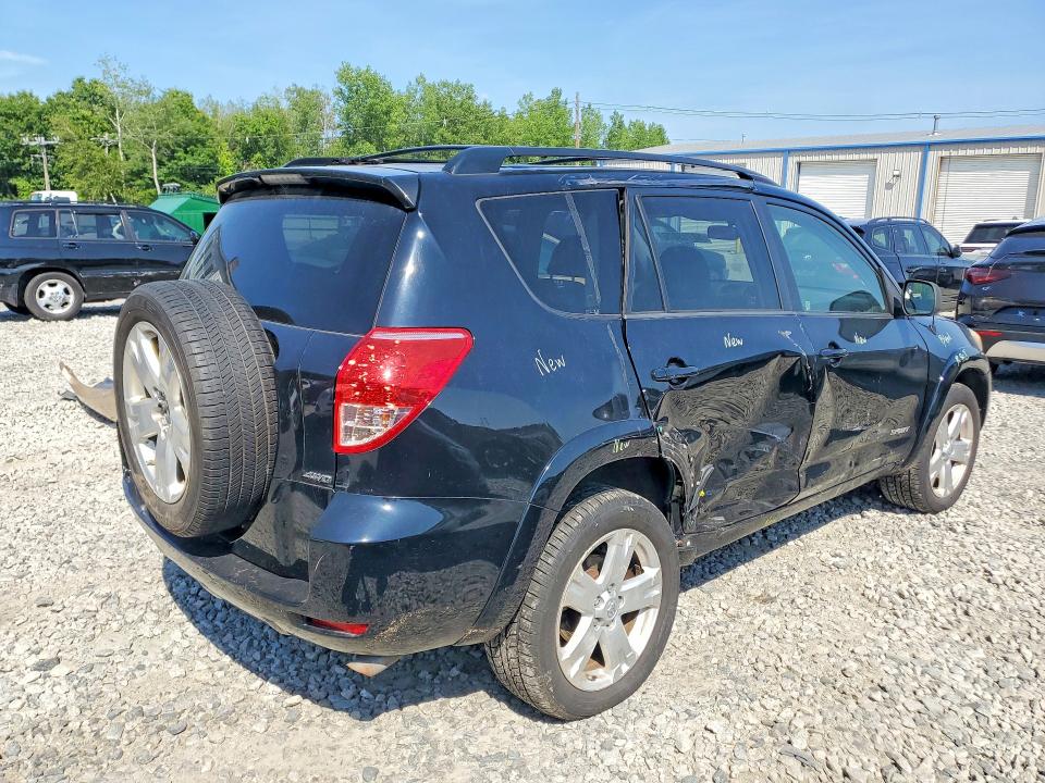 2007 Toyota Rav4 VIN JTMBK32V076023802 COPART salvage auction — SIDE, MA - CERT OF TITLE-RECONSTRCTD COLL, sold $400 on 2026-07-16 (photo 3)