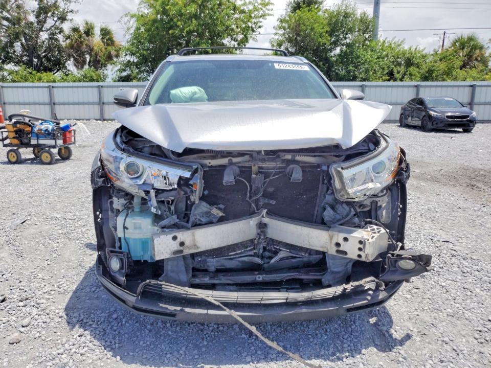 2014 Toyota Highlander VIN 5TDJKRFH4ES036472 COPART salvage auction — FRONT END, FL - CERTIFICATE OF DESTRUCTION, sold $325 on 2026-07-24 (photo 5)