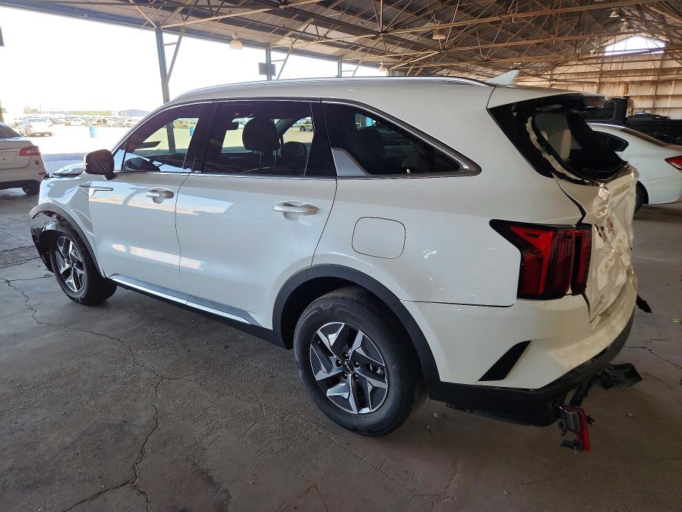 2023 Kia Sorento VIN KNDRH4LG8P5217177 COPART salvage auction — REAR END, Az - Cert Of Title - Salvage, sold $9,100 on 2026-08-24 (photo 2)