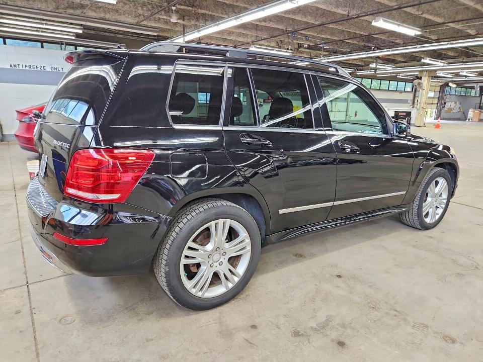 2015 Mercedes-benz Glk-klasse VIN WDCGG0EB3FG374486 COPART salvage auction — FRONT END, Il - Cert Of Title-Rebuilt, sold $2,400 on 2026-07-27 (photo 3)