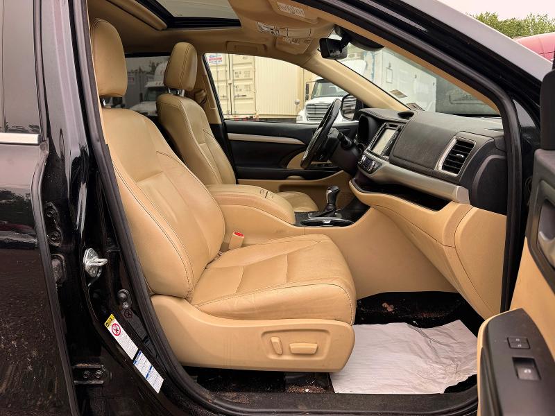 2018 Toyota Highlander VIN 5TDJZRFHXJS897290 COPART salvage auction — NORMAL WEAR, Ma - Certificate Of Title (P), sold $12,300 on 2026-07-27 (photo 5)