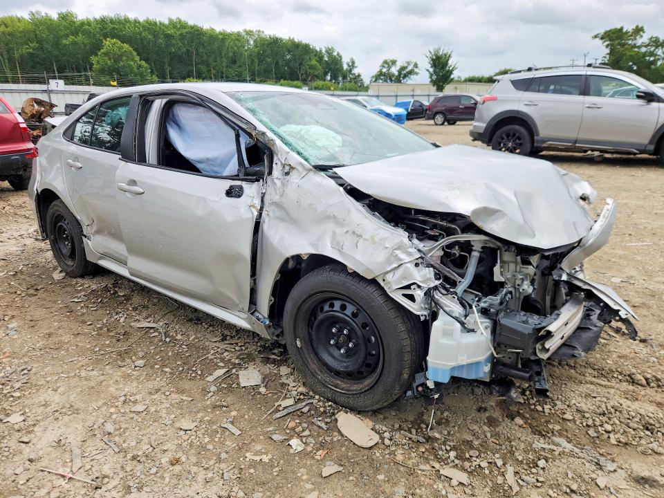 2025 Toyota Corolla VIN 5YFB4MDE6SP258431 COPART salvage auction — ALL OVER, Va - Non-Repairable Certificate (P), sold $2,200 on 2026-07-27 (photo 4)