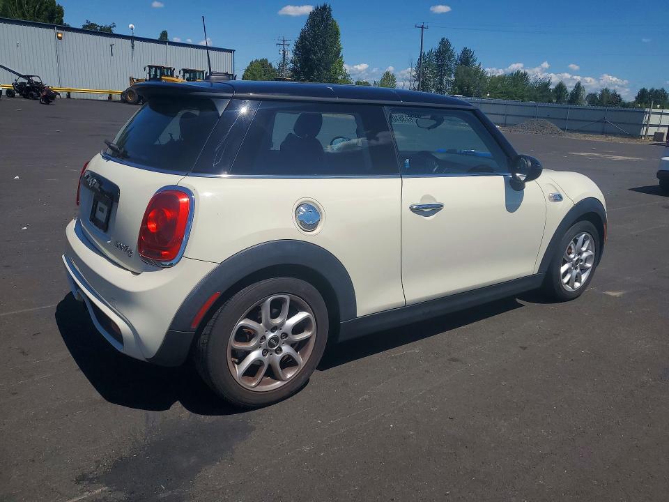 2015 Mini Cooper VIN WMWXP7C51F2A58528 COPART salvage auction — REAR END, Or - Salvage Title Certificate, sold $3,250 on 2026-09-02 (photo 3)