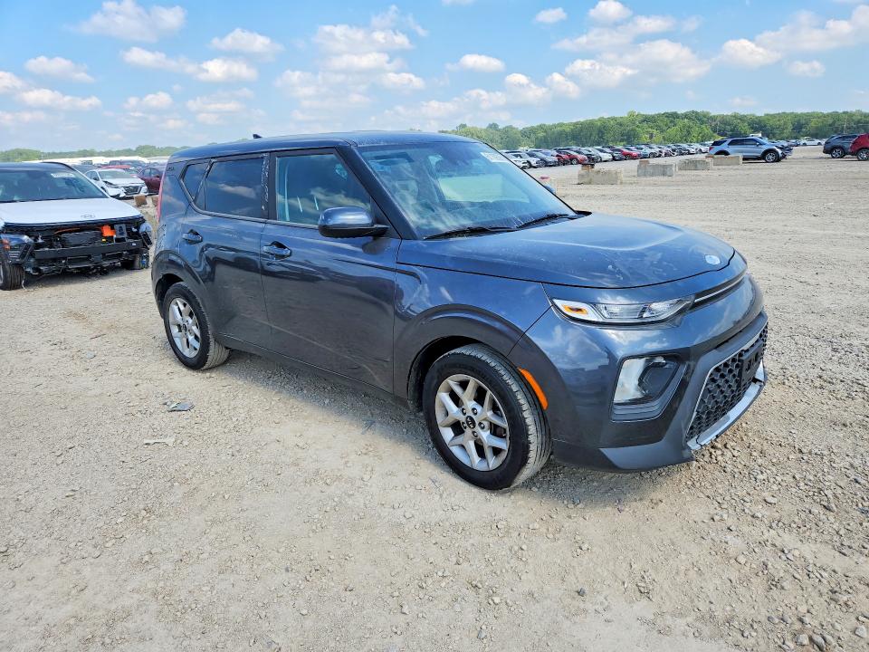 2020 Kia Soul VIN KNDJ23AUXL7003968 COPART salvage auction — NORMAL WEAR, Mo - Cert Of Title-Repossessed, sold $1,200 on 2026-07-28 (photo 4)