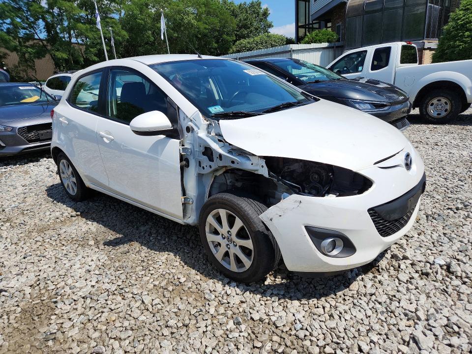2013 Mazda 2 VIN JM1DE1LZ1D0165578 COPART salvage auction — FRONT END, Ma - Cert Of Title-Reconstrctd Coll, sold $1,000 on 2026-07-21 (photo 4)