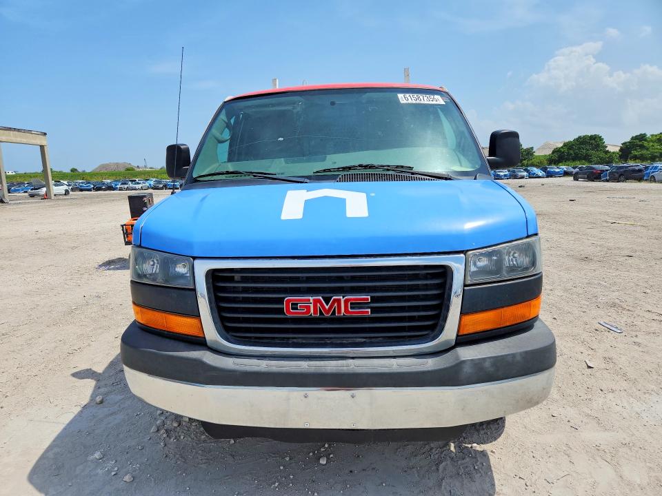 2015 Gmc Savana VIN 1GTW7FCF0F1903020 COPART salvage auction — SIDE, Fl - Cert Of Title Slvg Rebuildable, sold $625 on 2026-07-29 (photo 5)