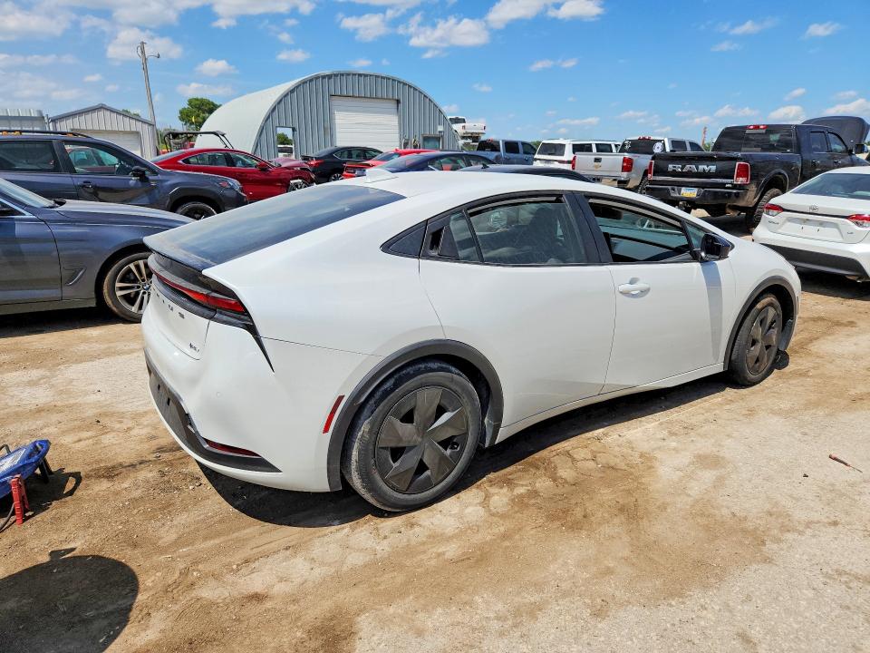 2025 Toyota Prius VIN JTDACAAU7S3055372 COPART salvage auction — WATER/FLOOD, Fl - Cert Of Title-Slvg Rebld Flood, sold $5,300 on 2026-07-22 (photo 3)
