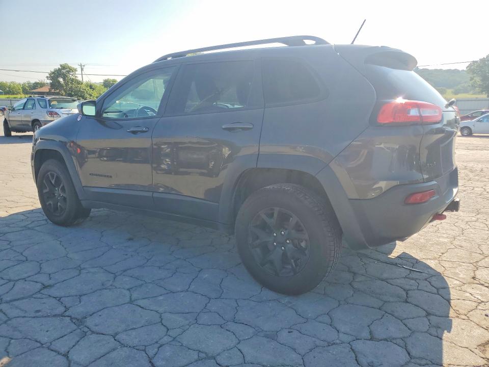 2015 Jeep Cherokee VIN 1C4PJMBSXFW626744 COPART salvage auction — MINOR DENT/SCRATCHES, TN - CERTIFICATE OF TITLE, sold $750 on 2026-08-03 (photo 2)