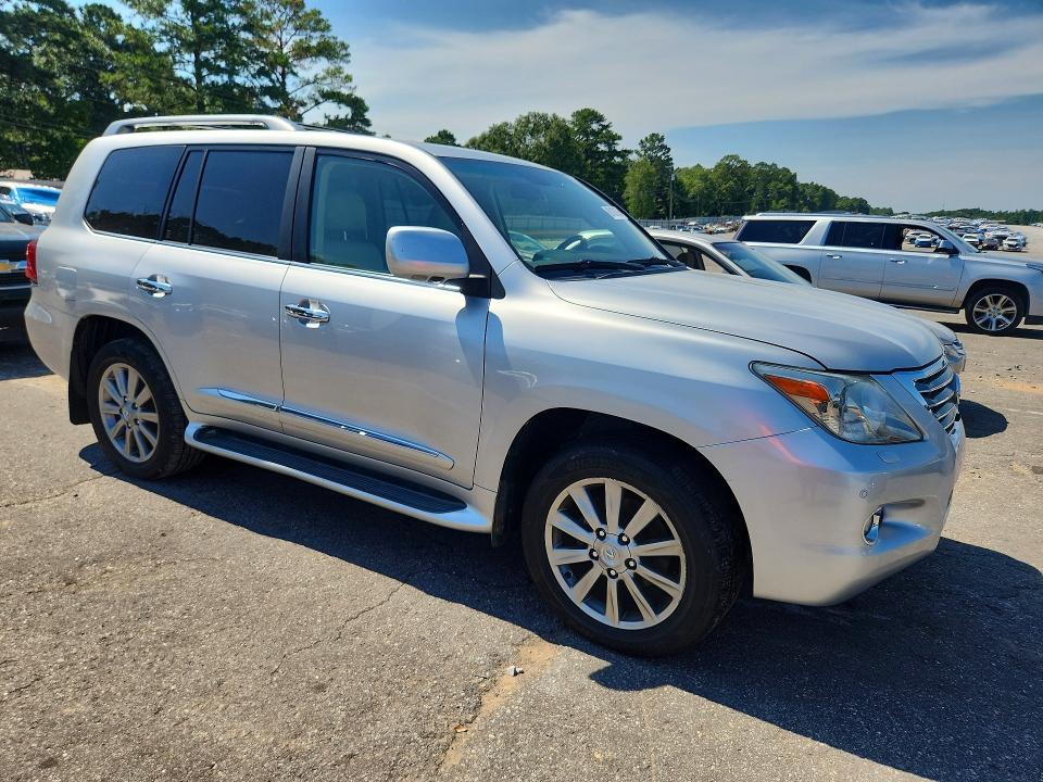 2010 Lexus Lx 570 VIN JTJHY7AX6A4055107 COPART salvage auction — NORMAL WEAR, AL - CERTIFICATE OF TITLE, sold $2,850 on 2026-07-27 (photo 4)