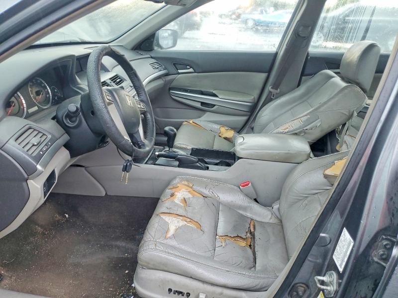 2009 Honda Accord VIN 1HGCP36819A040068 COPART salvage auction — FRONT END, Fl - Certificate Of Title, sold $450 on 2026-07-31 (photo 7)
