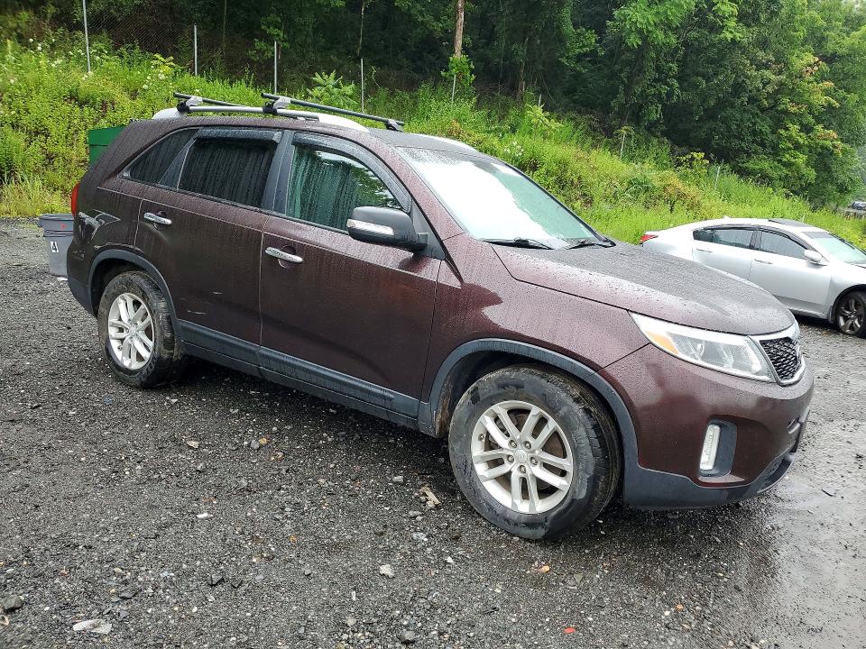 2014 Kia Sorento VIN 5XYKT4A65EG482881 COPART salvage auction — SIDE, Ny - Mv-907A Salvage Certificate, sold $1,350 on 2026-07-28 (photo 4)