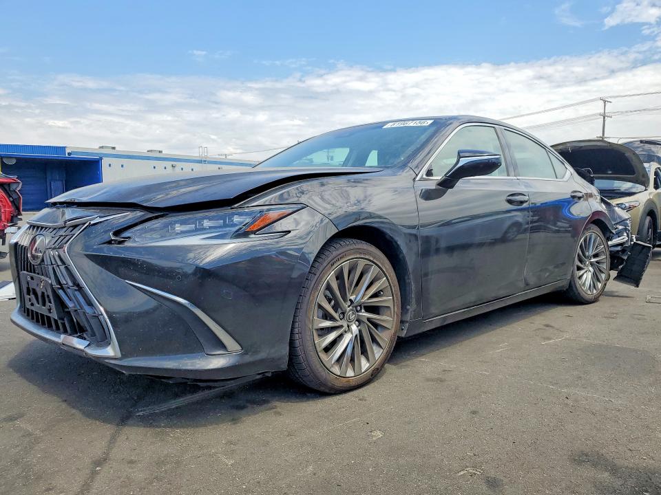 2025 Lexus ES VIN 58AEA1C17SU073606 — COPART salvage auction photo