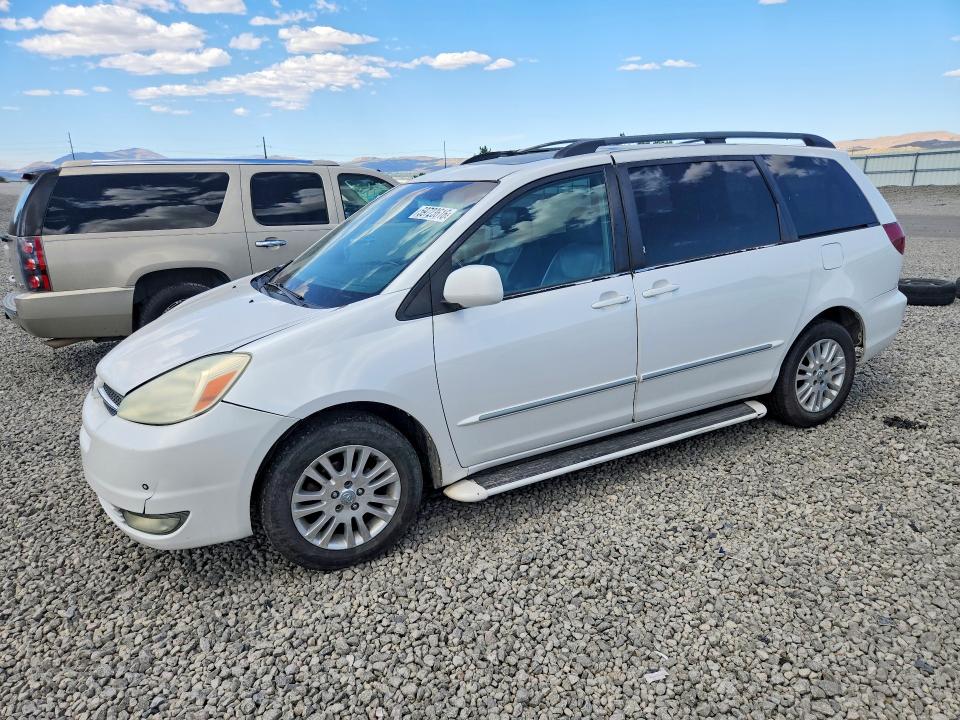 2004 Toyota Sienna VIN 5TDBA22C84S024784 COPART salvage auction — FRONT END, Ca - Certificate Of Title, sold $100 on 2026-07-09 (photo 1)