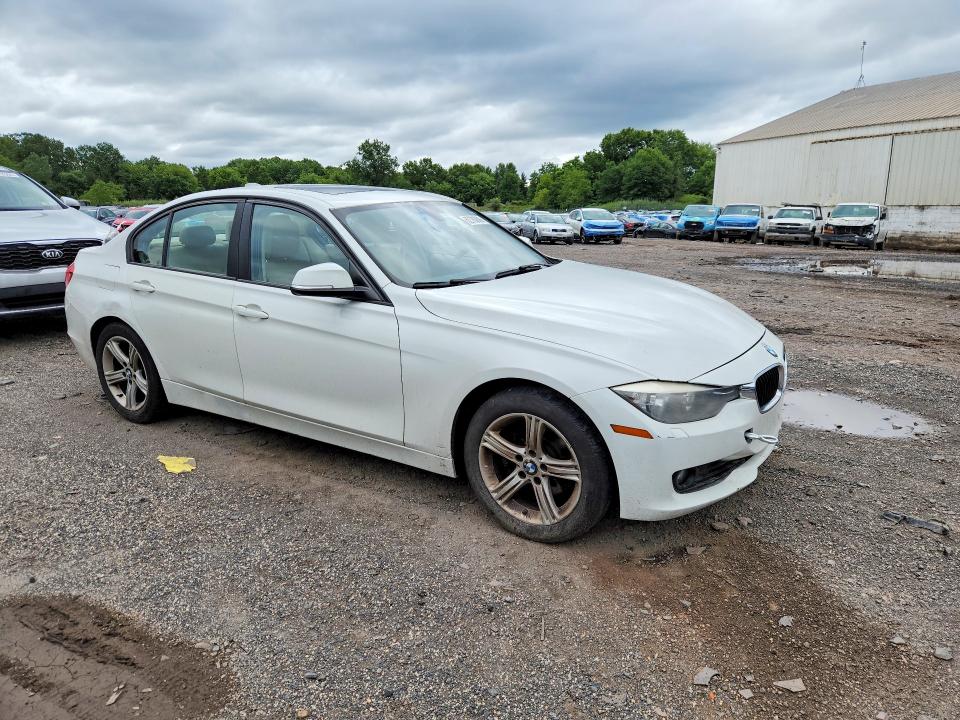 2013 BMW 3 series VIN WBA3B5G51DNS04219 COPART salvage auction — SIDE, Pa - Cert Of Title, sold $475 on 2026-08-10 (photo 4)