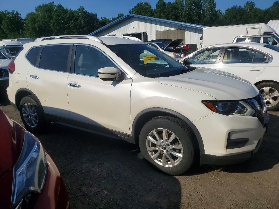 2017 Nissan Rogue VIN JN8AT2MV5HW255902 COPART salvage auction — MINOR DENT/SCRATCHES, Ct - Certificate Of Title, sold $1,450 on 2026-07-24 (photo 4)