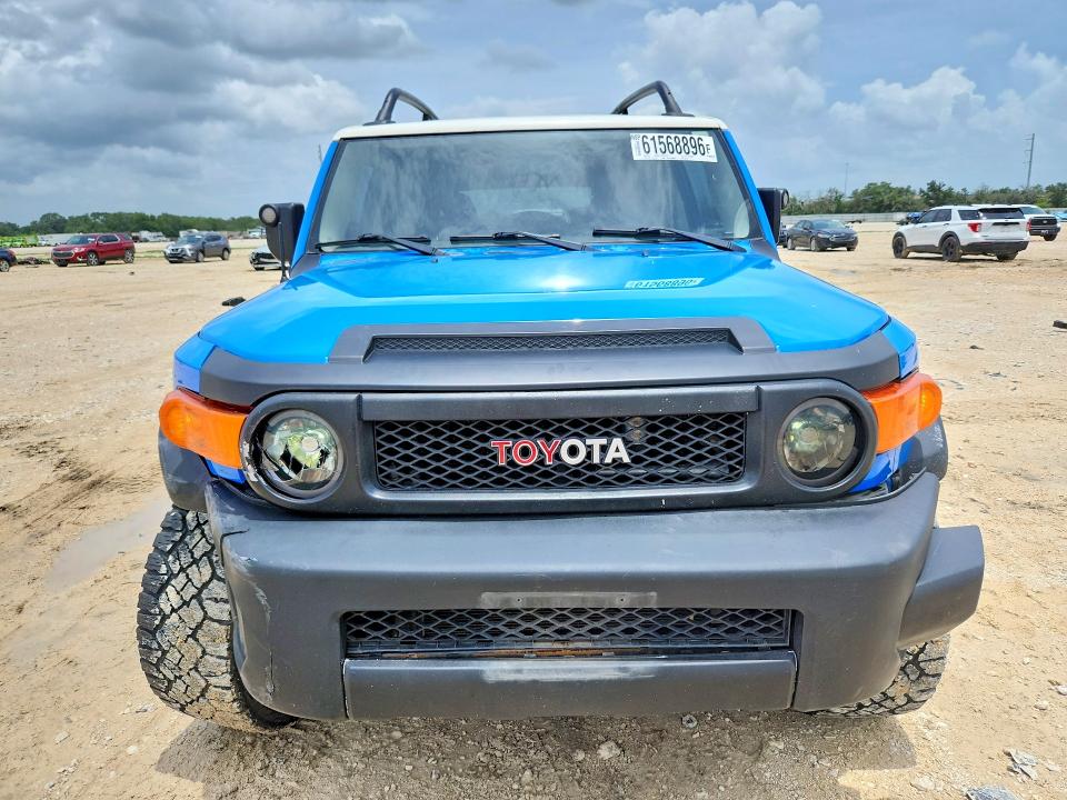2008 Toyota Fj cruiser VIN JTEZU11F08K004050 COPART salvage auction — FRONT END, TX - SALVAGE VEHICLE TITLE (P), sold $1,000 on 2026-07-30 (photo 5)