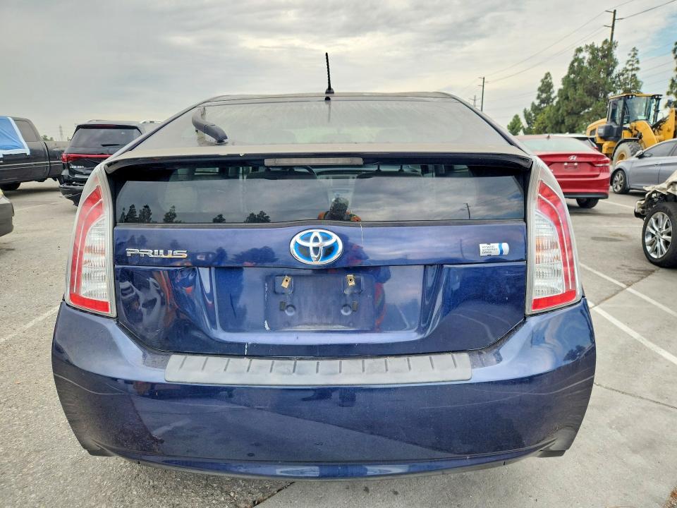 2014 Toyota Prius VIN JTDKN3DU8E0358012 COPART salvage auction — MINOR DENT/SCRATCHES, Ca - Cert Of Title-Salvaged, sold $725 on 2026-07-16 (photo 6)