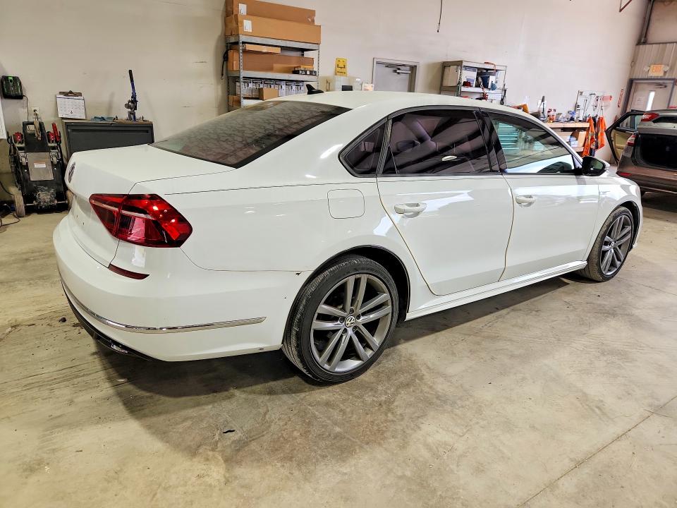 2018 Volkswagen Passat VIN 1VWAA7A39JC008016 COPART salvage auction — MINOR DENT/SCRATCHES, Pa - Cert Of Title (P), sold $4,500 on 2026-08-11 (photo 3)