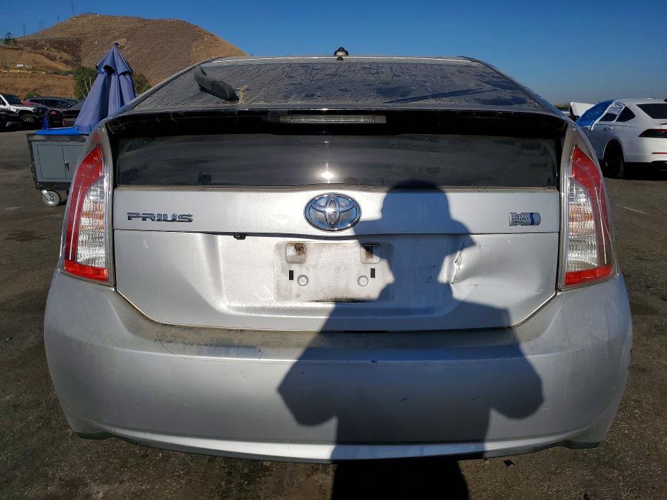 2014 Toyota Prius VIN JTDKN3DU2E0389952 COPART salvage auction — MINOR DENT/SCRATCHES, CA - SALVAGE CERTIFICATE, sold $550 on 2026-07-16 (photo 6)