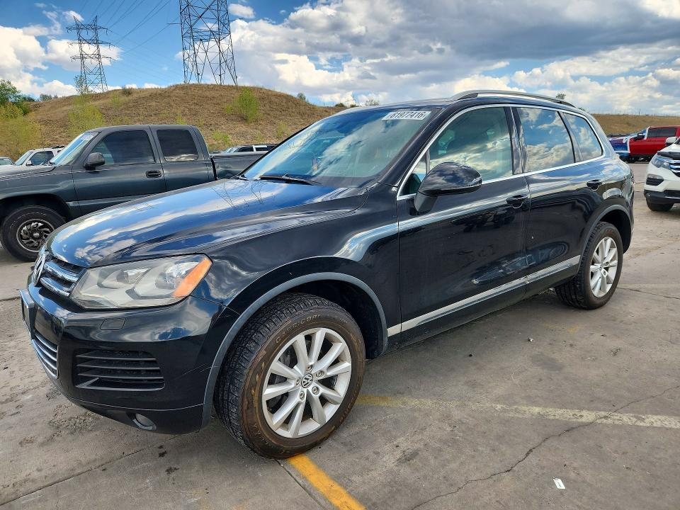 2013 Volkswagen Touareg VIN WVGEF9BP9DD011687 COPART salvage auction — FRONT END, CO - CERTIFICATE OF TITLE, sold $600 on 2026-08-05 (photo 1)