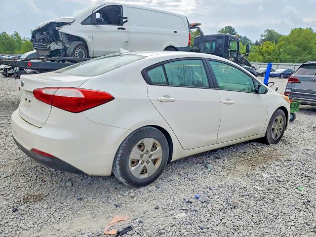 2015 Kia Forte VIN KNAFX4A62F5303046 COPART salvage auction — WATER/FLOOD, KY - CERT OF TITLE-SALVAGE WATER (P), sold $325 on 2026-07-31 (photo 3)