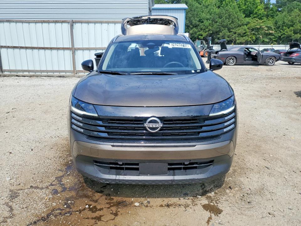 2026 Nissan Kicks VIN 3N8AP6CB3TL390362 COPART salvage auction — REAR END, NC - CERTIFICATE OF TITLE, sold $12,800 on 2026-07-15 (photo 5)