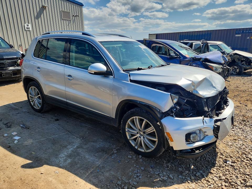 2015 Volkswagen Tiguan VIN WVGBV7AX6FW106100 COPART salvage auction — FRONT END, Wi - Junked Vehicle Bill Of Sale, sold $425 on 2026-08-17 (photo 4)