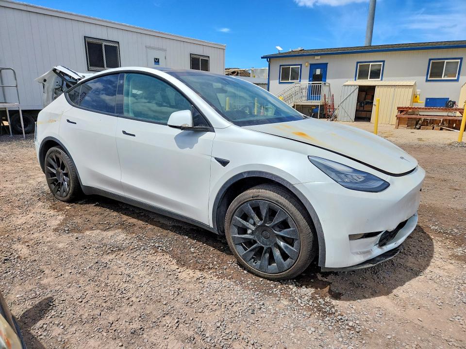 2021 Tesla Model y VIN 5YJYGDED6MF192792 COPART salvage auction — REAR END, Hi - Certificate Of Salvage, sold $2 on 2026-07-20 (photo 4)
