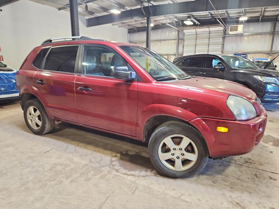 2005 Hyundai Tucson VIN KM8JM12B85U084688 COPART salvage auction — REAR END, PA - CERTIFICATE OF SALVAGE, sold $475 on 2026-07-27 (photo 4)