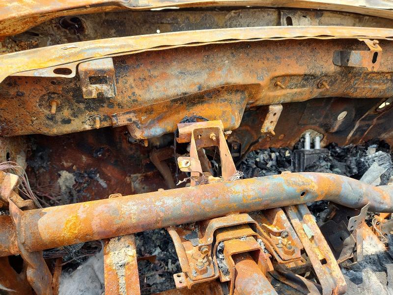 2006 Mercury Mariner VIN 4M2YU56136DJ00271 COPART salvage auction — BURN, WI - JUNKED VEHICLE BILL OF SALE, sold $275 on 2026-07-22 (photo 9)