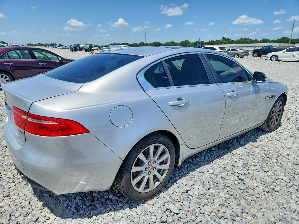 2019 Jaguar Xe VIN SAJAR4FX8KCP48374 COPART salvage auction — FRONT END, Fl - Certificate Of Destruction, sold $150 on 2026-07-31 (photo 3)