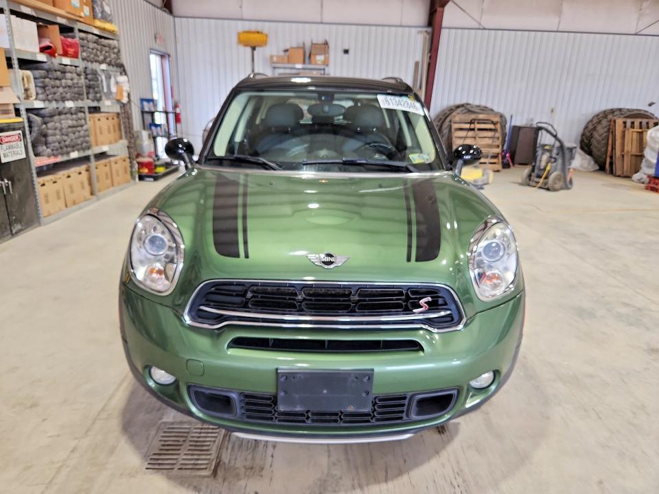 2016 Mini Cooper VIN WMWZC5C59GWU01490 COPART salvage auction — MINOR DENT/SCRATCHES, PA - CERT OF TITLE (P), sold $3,150 on 2026-07-24 (photo 5)
