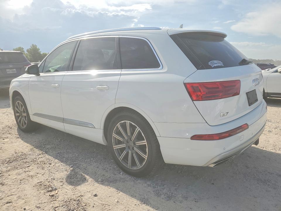 2017 Audi Q7 VIN WA1LAAF74HD039208 COPART salvage auction — UNDERCARRIAGE, Tx - Salvage Vehicle Title, sold $3,250 on 2026-07-21 (photo 2)