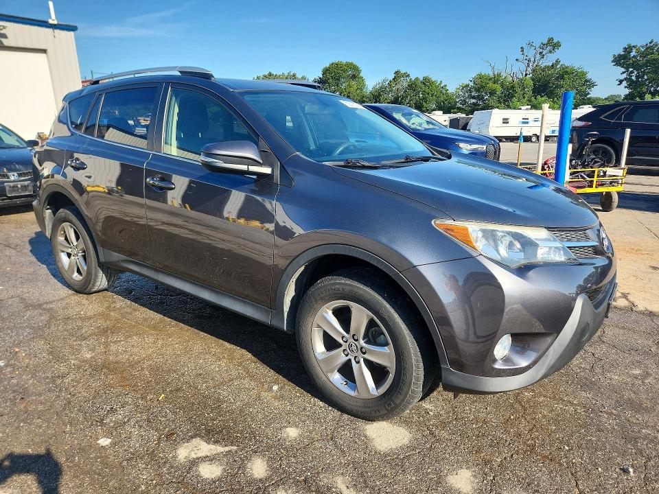 2015 Toyota Rav 4 VIN JTMRFREV6FD152932 COPART salvage auction — REAR END, Mo - Salvage Certificate Of Title, sold $125 on 2026-07-29 (photo 4)