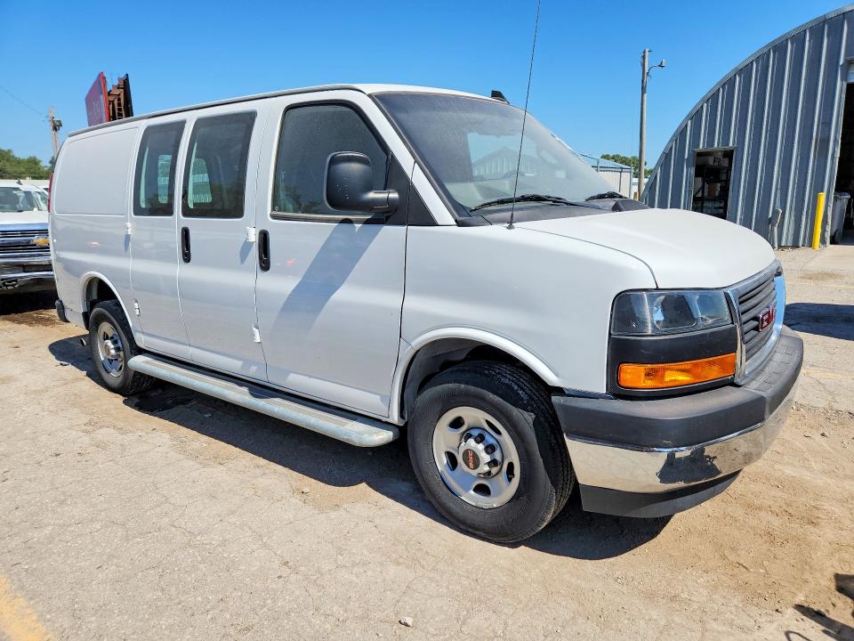 2024 Gmc Savana VIN 1GTW7AFP2R1190603 COPART salvage auction — WATER/FLOOD, Mi - Cert Of Title-Salvage Flood, sold $11,600 on 2026-08-19 (photo 4)